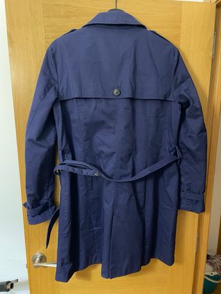 Pack 2 Gabardinas: Negra Italiana y Azul Zara
