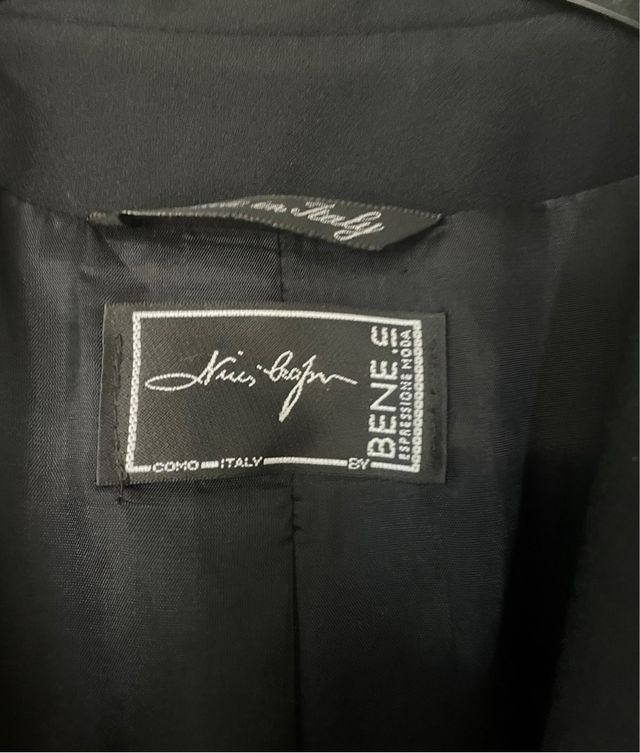 Pack 2 Gabardinas: Negra Italiana y Azul Zara