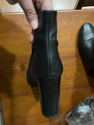 Botines negros tacón