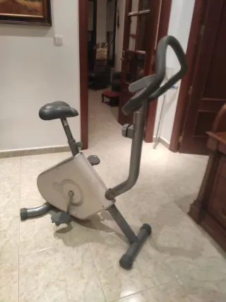 Bicicleta estática Doymos FC100