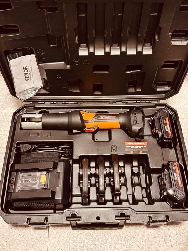 Máquina VEVOR con accesorios