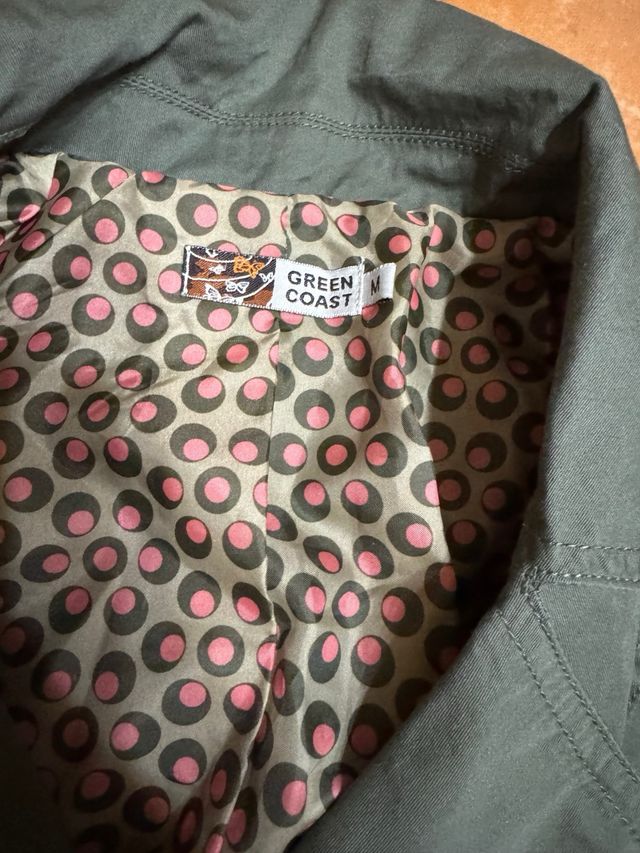 Gabardina verde mujer