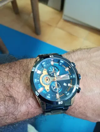 Reloj CURREN Cronógrafo Negro y Dorado