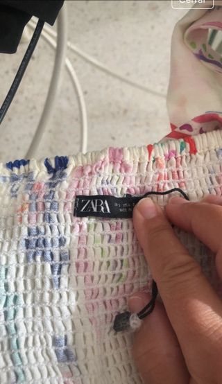 Top anudado cuello lino estampado