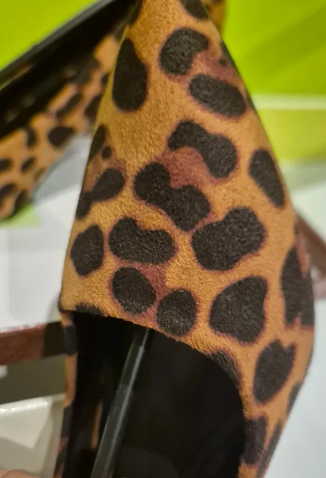 Zapatos de tacón leopardo talla 38