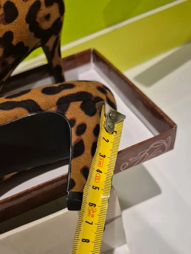 Zapatos de tacón leopardo talla 38