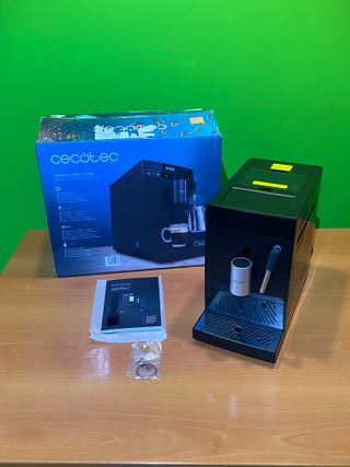 Superautomática Cecotec Cremmaet Compact Steam