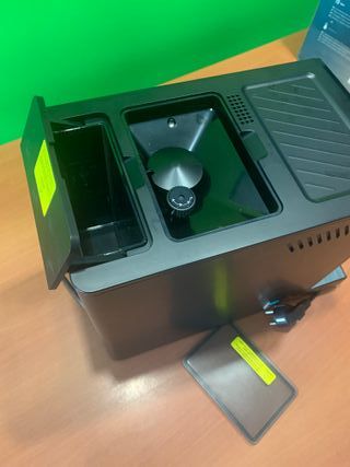 Superautomática Cecotec Cremmaet Compact Steam