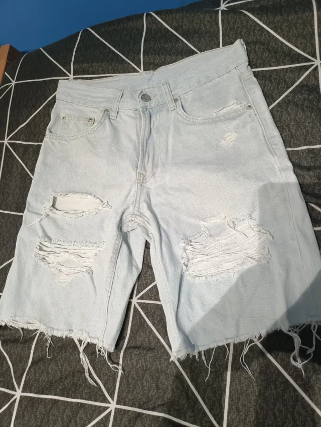 Shorts vaqueros desgastados