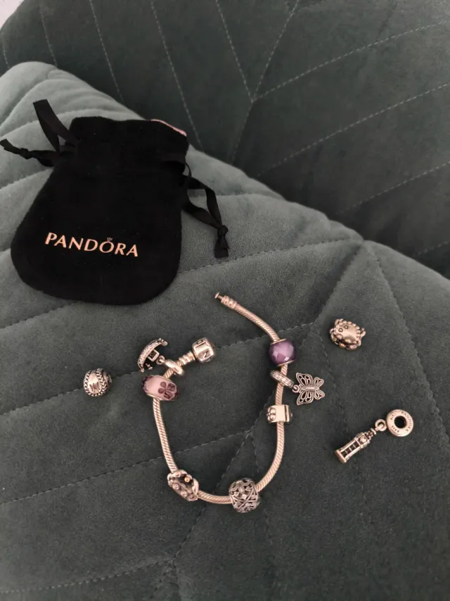 Pandora 4 Charm