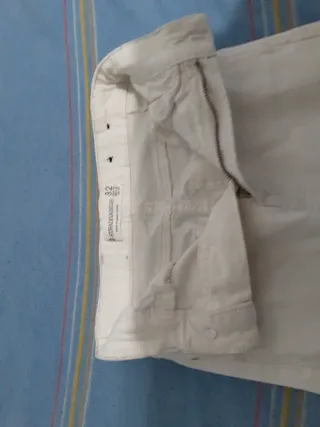 Pantalón Blanco Stradivarius Talla 32