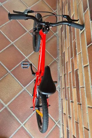 Bici Shulz Bubble Race 16" ultra ligera como nueva