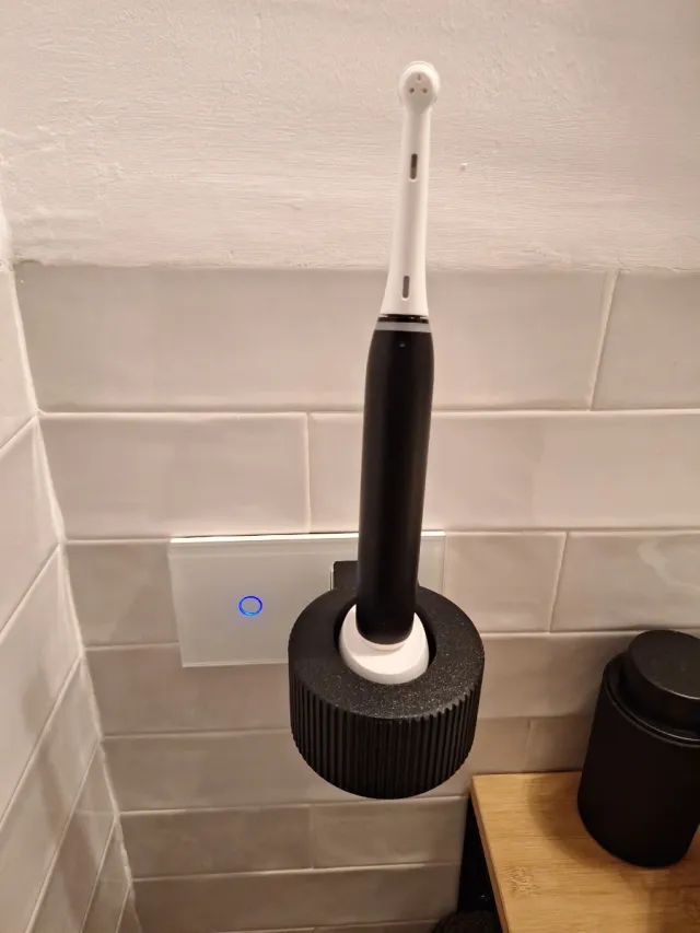 Soporte cepillo eléctrico Oral-B marrón