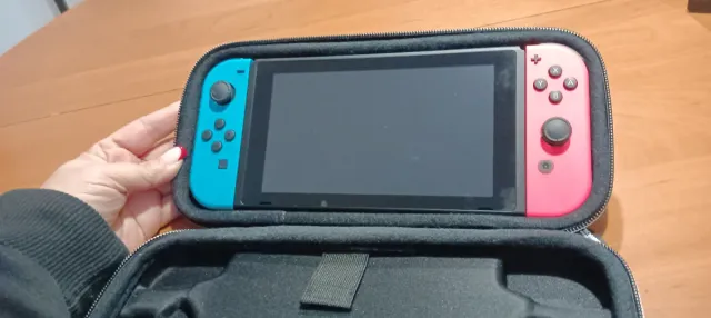 Nintendo Switch Accesorios y Juegos