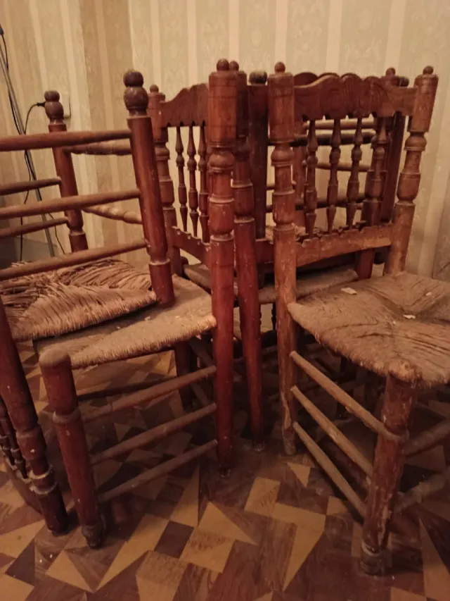 8 Sillas Valencianas Madera y Nea