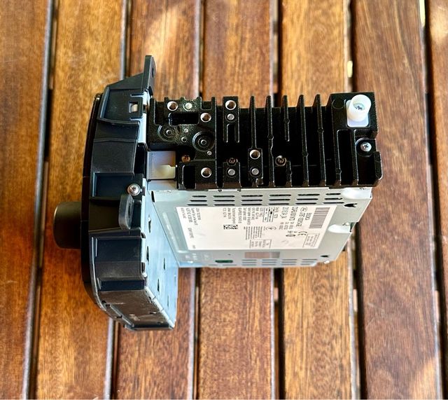 Sistema de audio radio con pantalla Ford Ka+ NUEVO