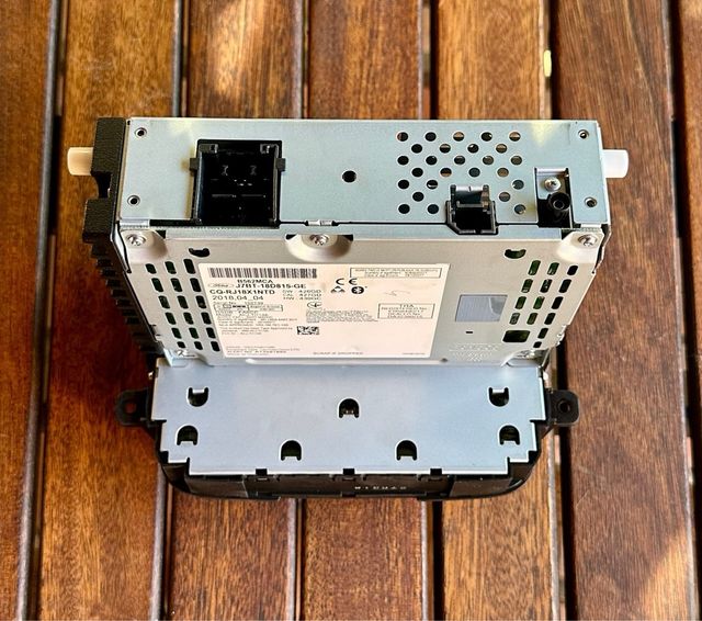 Sistema de audio radio con pantalla Ford Ka+ NUEVO