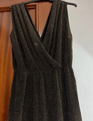 Mono corto fiesta lentejuelas negro y dorado