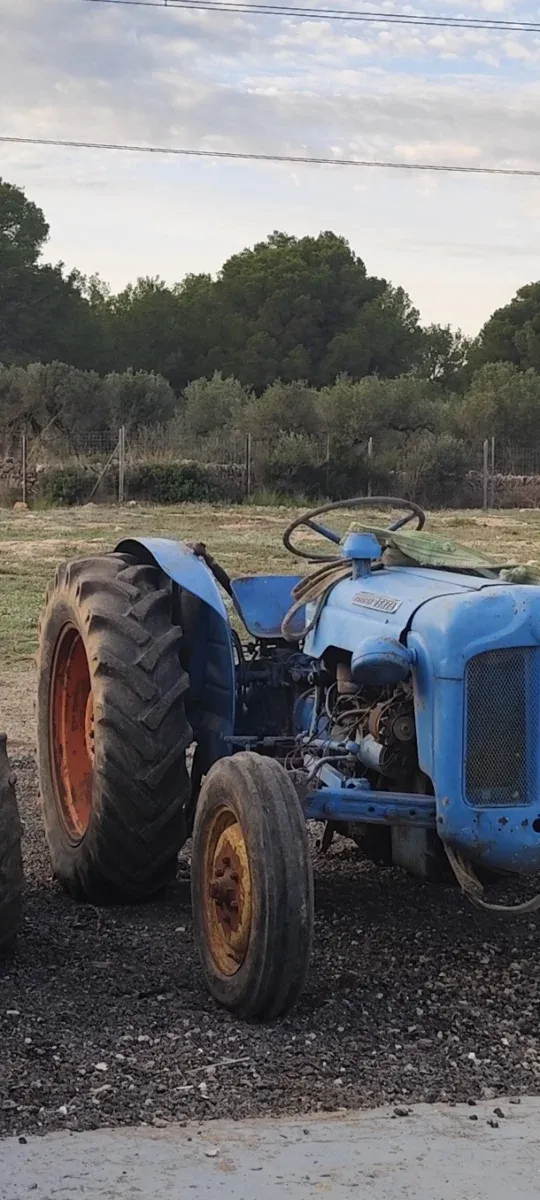 Tractor Fordson Dexta