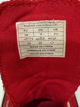 Zapatillas Levi's rojas talla 36