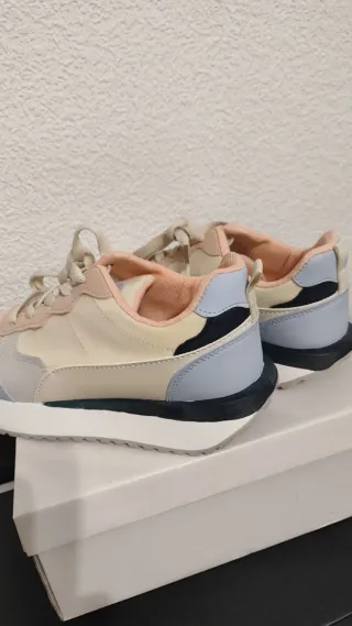 Zapatillas Mujer Beige y Rosa Sin Estrenar