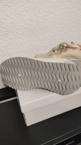 Zapatillas Mujer Beige y Rosa Sin Estrenar