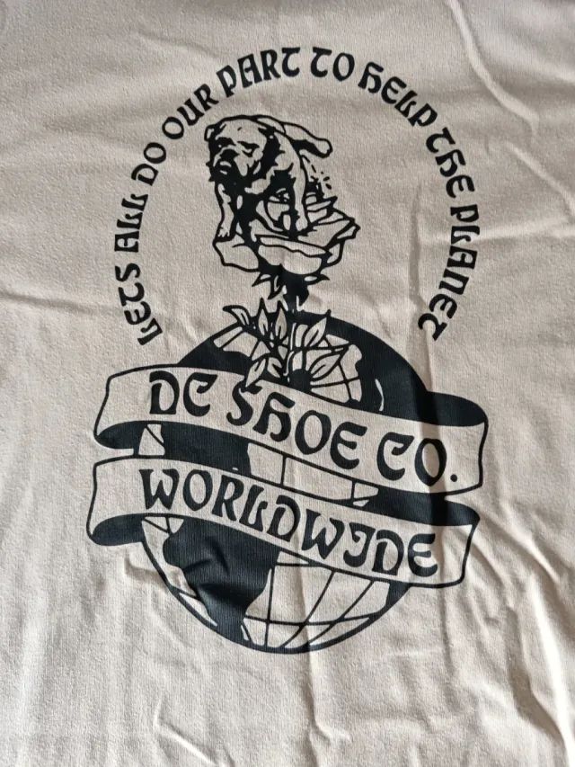 Camiseta DC Shoes beige