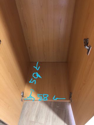 Armario alto de madera