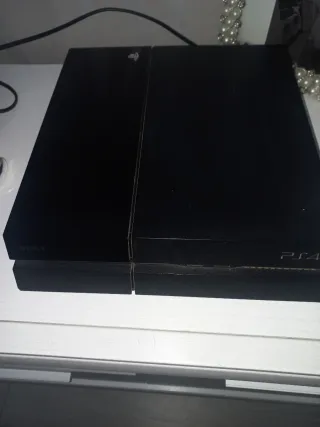 Consola Sony PS4 Negra