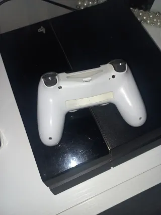 Consola Sony PS4 Negra