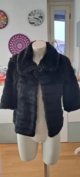 Pellicciotto nero
