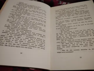 Livro de Mistérios Usado