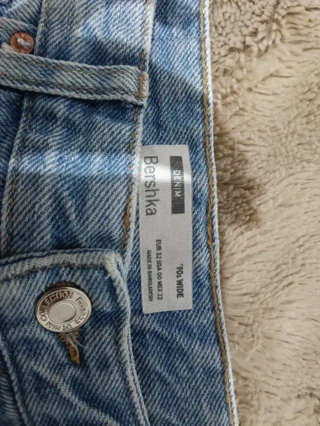 Bershka Jeans Rotos Anchos