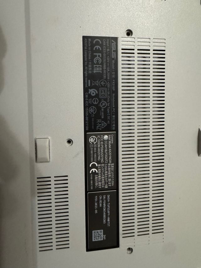 Asus TUF Dash F15 - Bianco