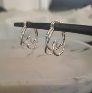 Pendientes Aro Plata Diseño Entrelazado