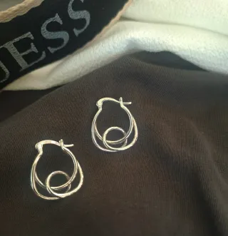 Pendientes Aro Plata Diseño Entrelazado