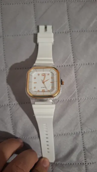 Orologio unisex quadrante multicolore. Mai usati