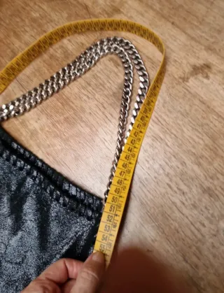 Bolso Piel Negro Brillante Cadena Plata