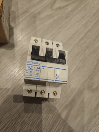 Interruptor Magnetotérmico Terasaki ICP-M