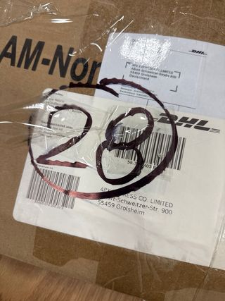 Carrello per vestiti con ruote in metallo