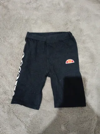 Mallas cortas Ellesse talla 32
