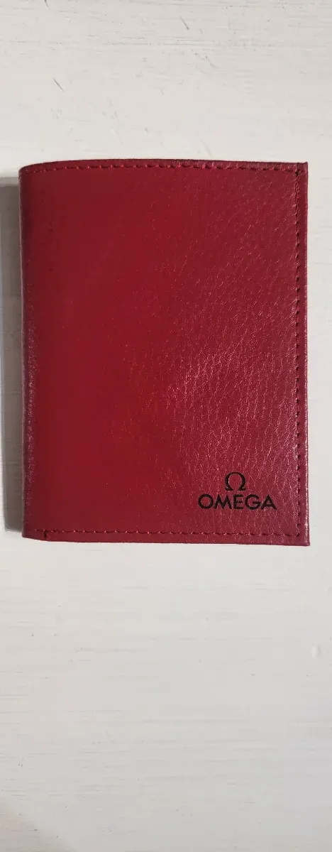 Porta documenti Omega rosso
