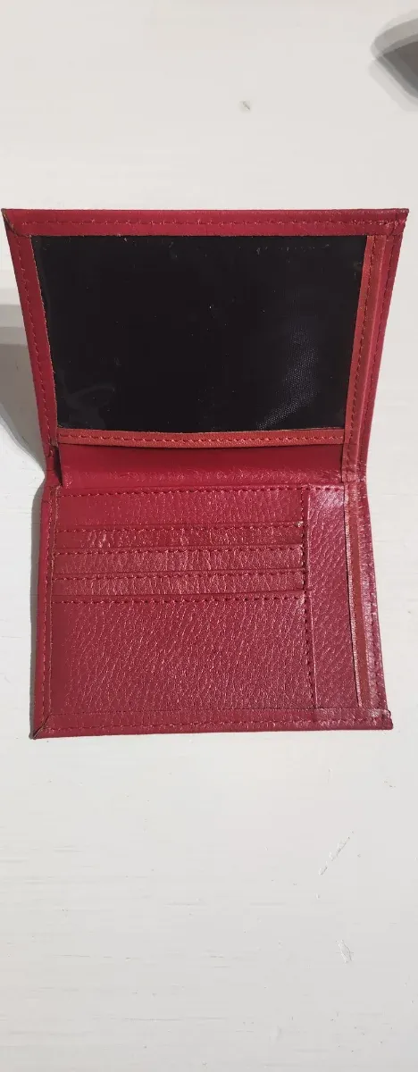 Porta documenti Omega rosso