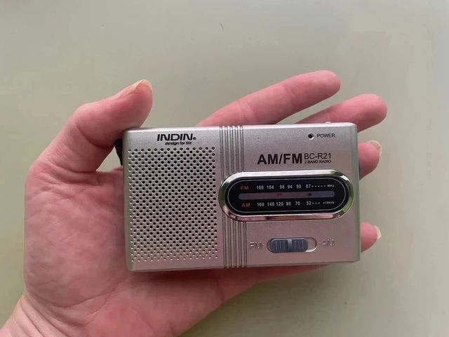 Mini radio portatile BC-R2 AM/FM con altoparlante a batteria
