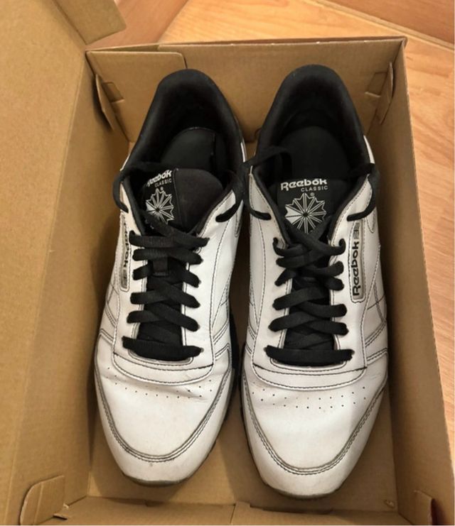 Zapatillas Reebok Blancas y Negras