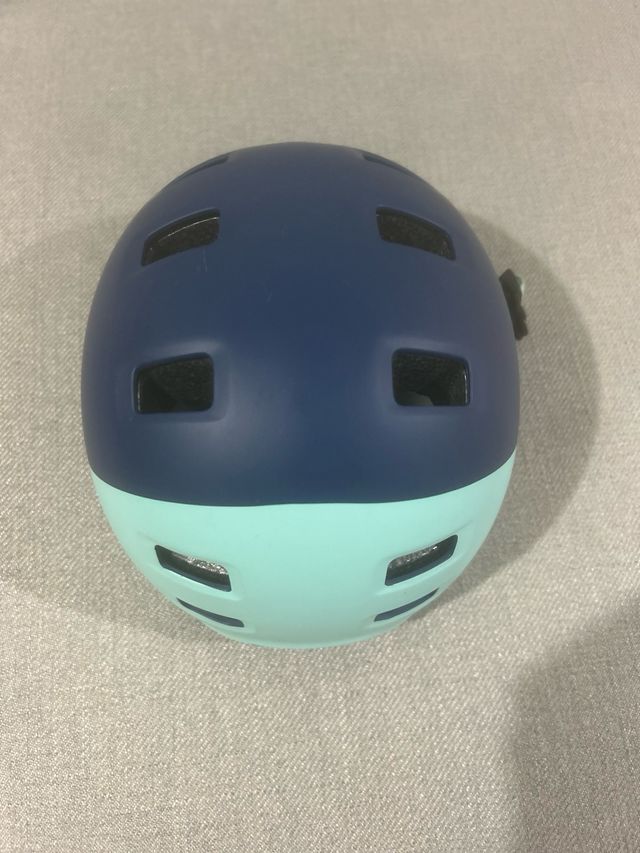 Casco Btwin per bambini blu e verde