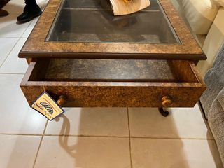 Mesa baja de centro madera y cristal diseño nueva