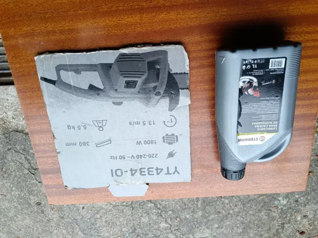 Motosierra Eléctrica YT4334-01