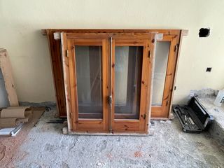 Ventanas de madera con marco