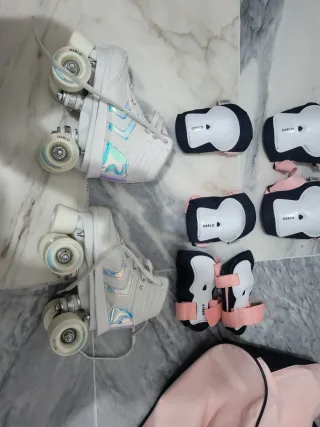 Patines Oxelo Blancos Talla 32 + Protecciones